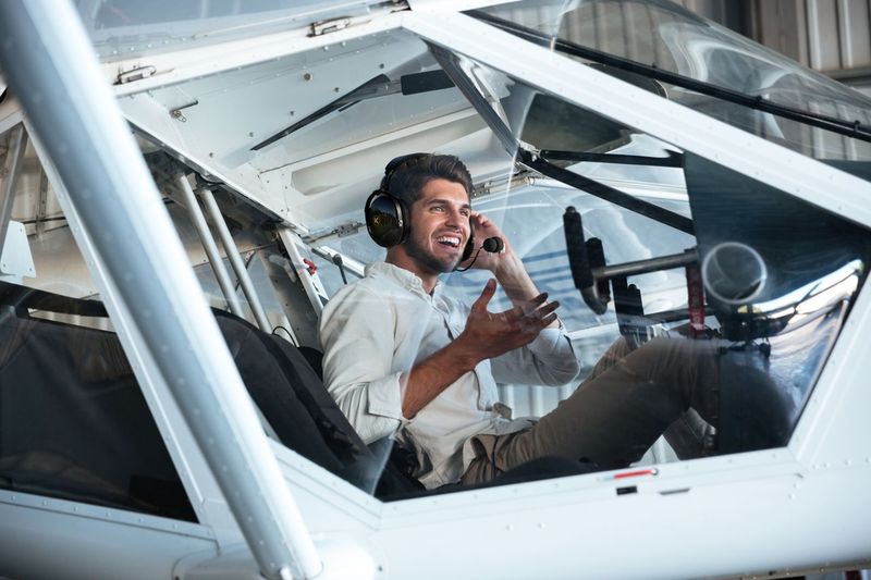 Best Aviation Headset for Flight Instructors (CFIs) in 2026