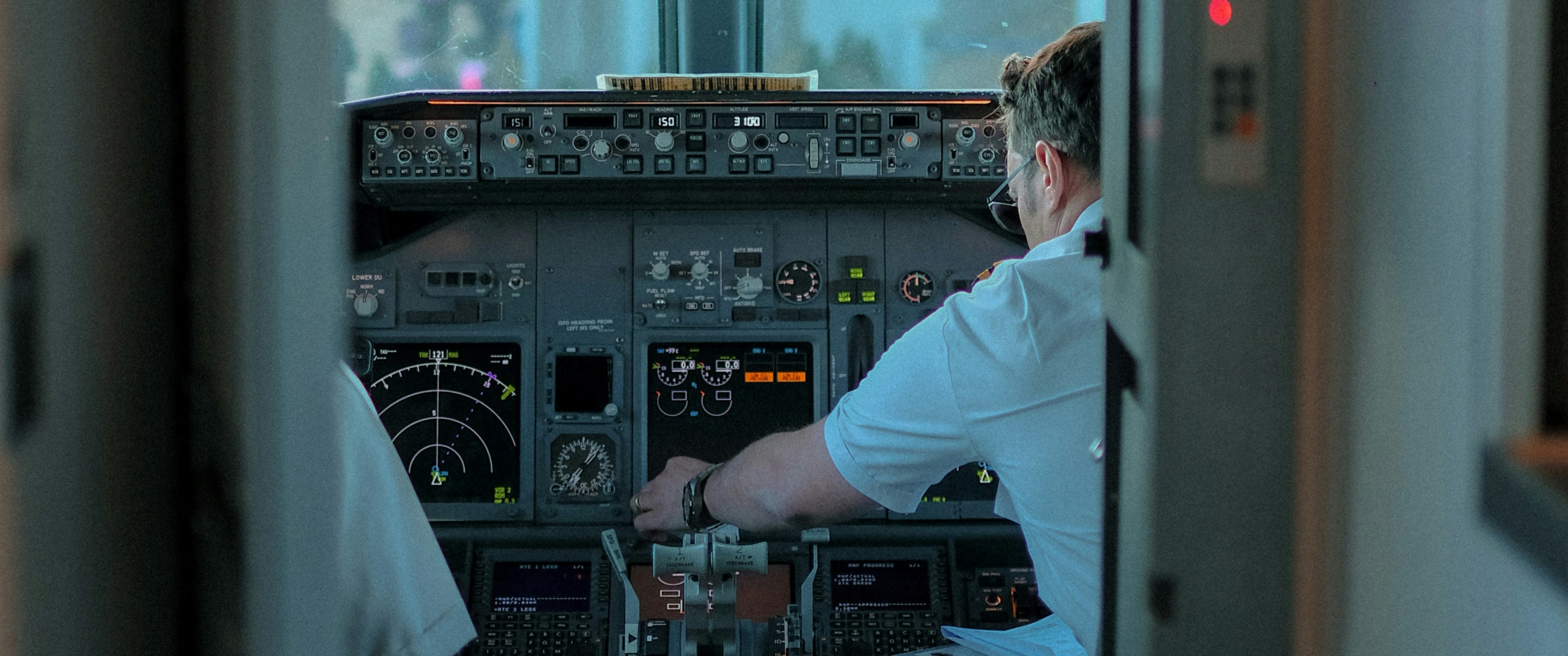 Will We Need Pilots in 10 Years? A Clear Look at Aviation Careers to 2036