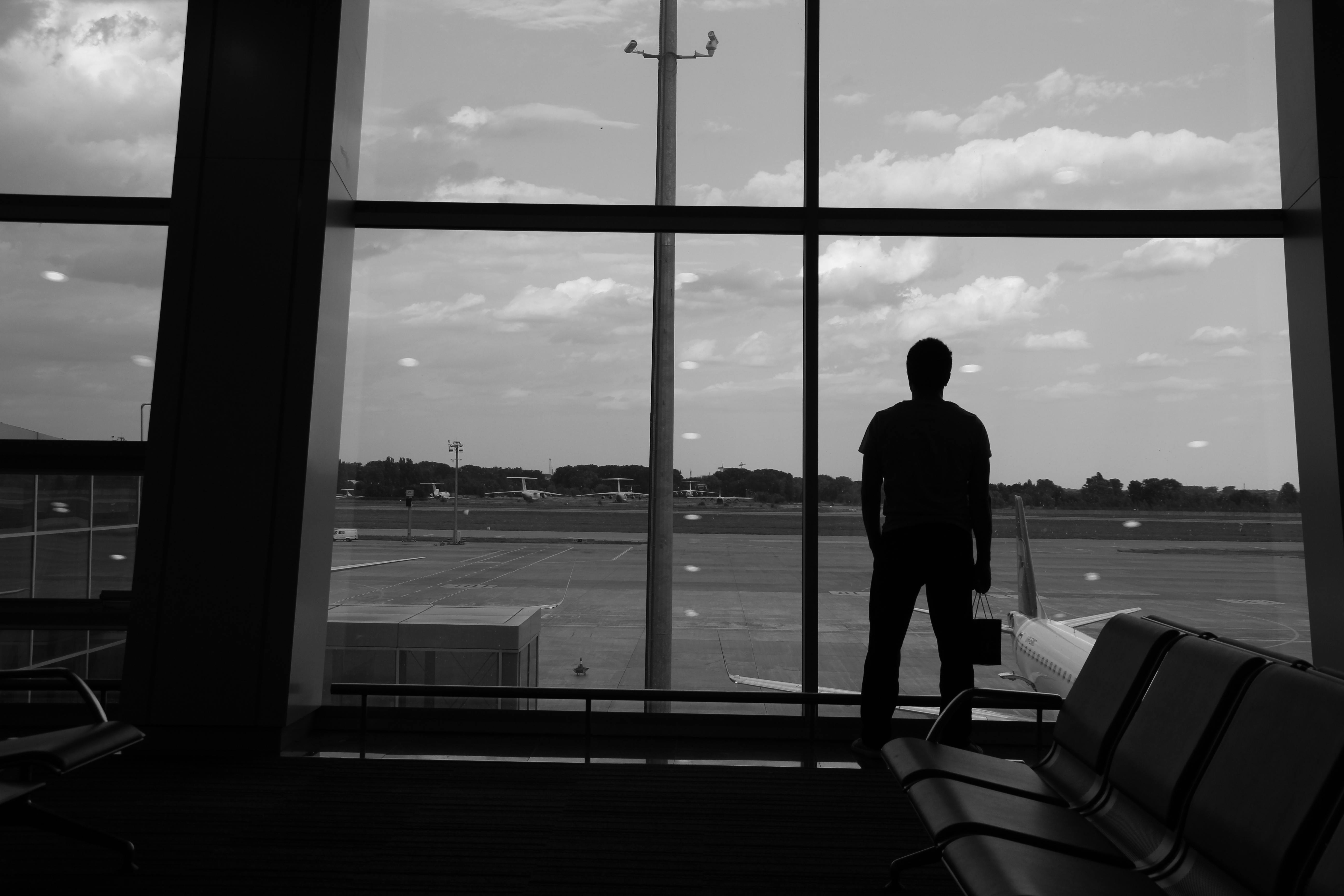 10 Common Student Pilot Mistakes and How to Avoid Them - KORE HEADSET LLC